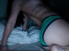 Green panties - N