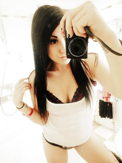 Naked hipster teen - nude selfie gallery - N