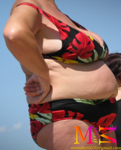 bbw granny and milf beach candid - N