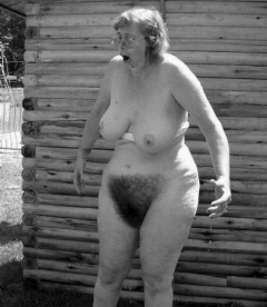 Hairy pretty women on retro porn pics 7! - N