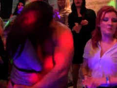 Hot teenies get completely wild and naked at hardcore party