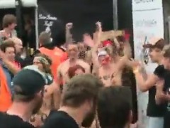 world-euro-danish-nude-people-on-roskilde-festival-2012-1
