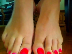 red-nail-polish-foot