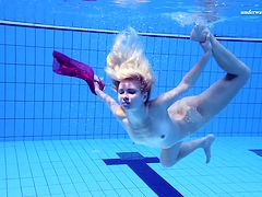 elena-proklova-underwater-mermaid-in-pink-dress
