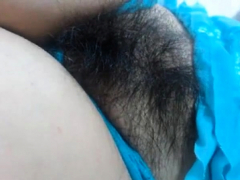 colombiana-peluda-en-webcam