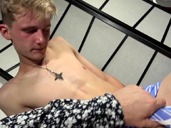 Casting - Cute Blond Twink