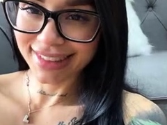 LaraHenao - camgirl