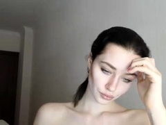 Brunette Solo Webcam Masturbation